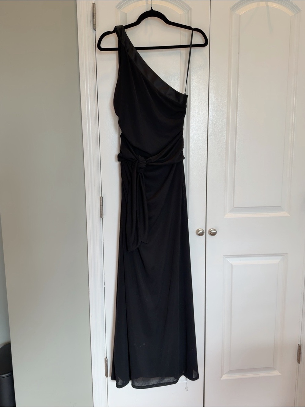 Laundry by Shelli Segal Black One Shoulder Gown Dress Size 6